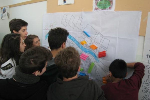 Topos in fabula: leggere la città come un grande libro vivente attraverso la toponomastica