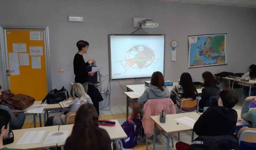 Immaginati alle superiori, STEAM e orientamento tra pari