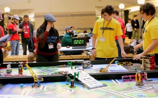 ROBOTS_LAB riparte la squadra di robotica!