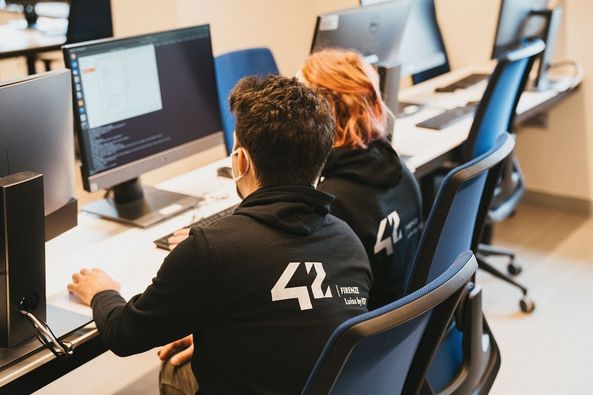 42Firenze Luiss by FCRF: La scuola di coding gratuita per rivoluzionare il tuo futuro!