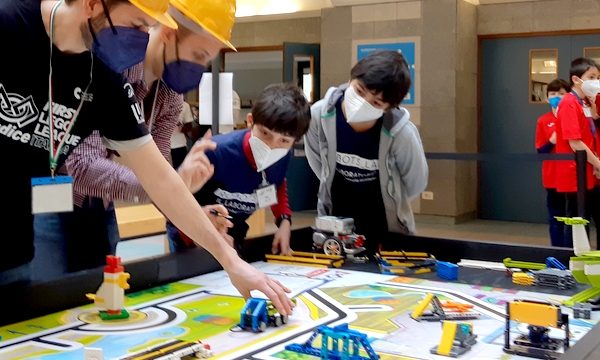 La squadra di robotica rinizia gli “allena-menti” a Il_laboratorio