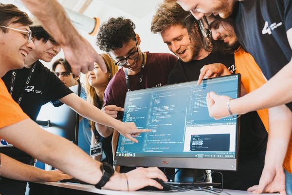Le occasioni di 42Firenze, la scuola di coding innovativa