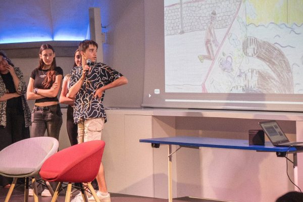 All’evento finale di Lettori Superiori  la 1A del Liceo Alberti Dante si aggiudica il premio per il miglior lavoro di classe