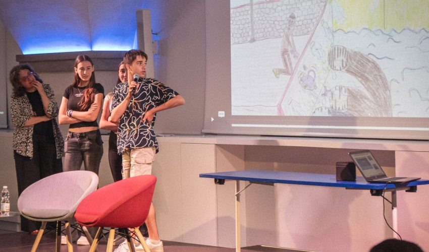 All’evento finale di Lettori Superiori la 1A del Liceo Alberti Dante si aggiudica il premio per il miglior lavoro di classe